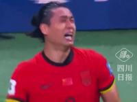 九游娱乐-东亚杯-张玉宁失单刀国足0-2不敌日本遭两连败
