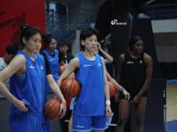 九游娱乐官网-山东女篮全队发挥，主场大胜