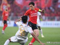 九游娱乐官网-辽宁铁人登顶中甲榜首，本土化增强球队战斗力，外援配置优势明显的简单介绍
