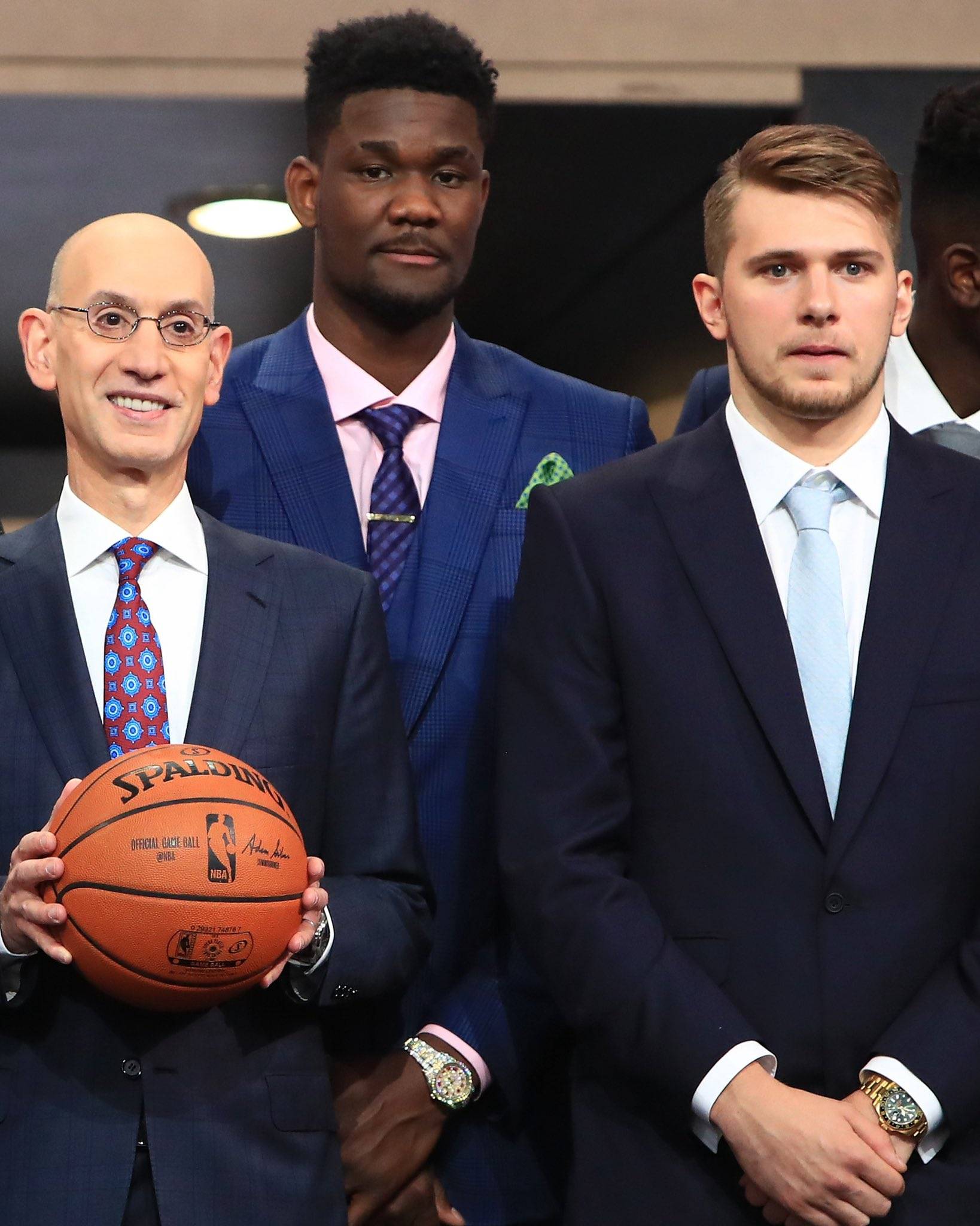 曝加盟雄鹿！你好，NBA全明星控卫！有望影响东部季后赛格局的简单介绍