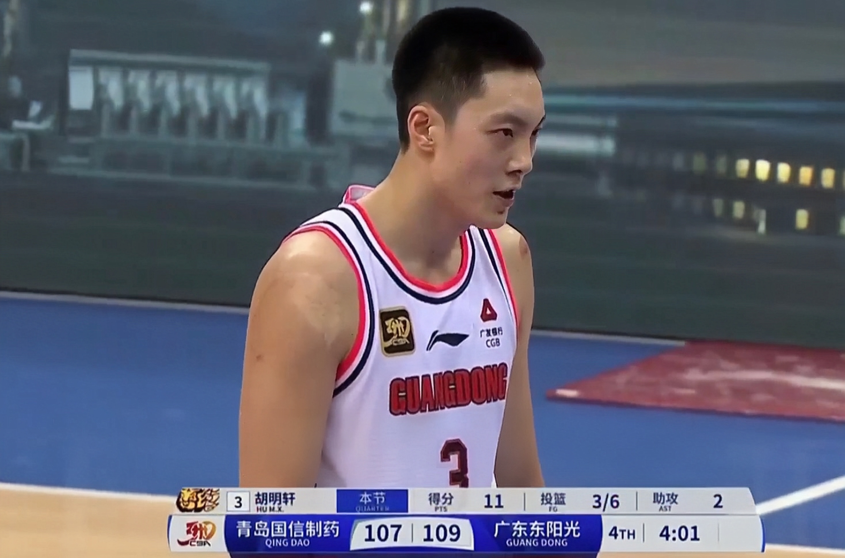 难绷！中国男篮出现23次失误全队只有9次助攻