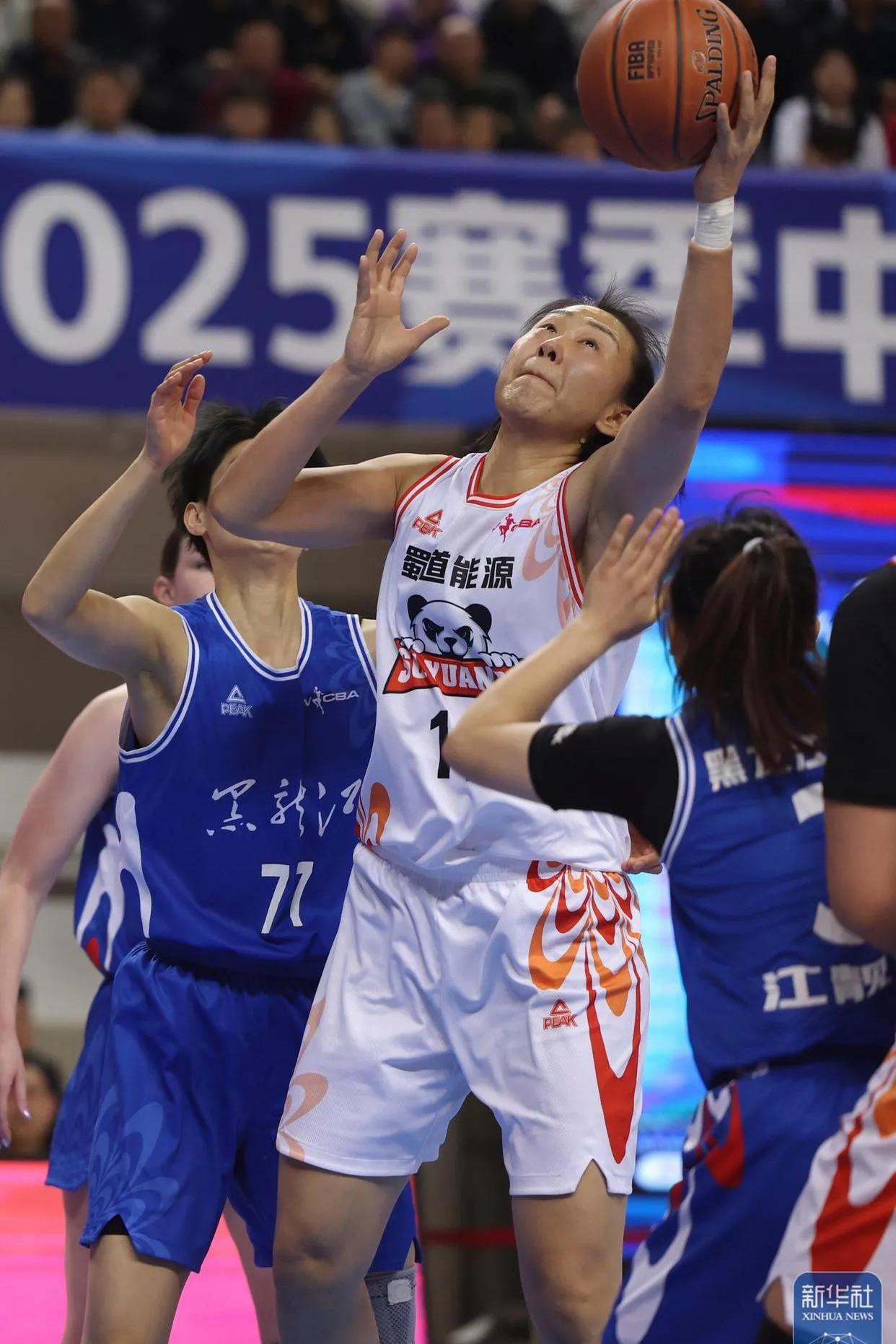 山东女篮全队发挥，主场大胜